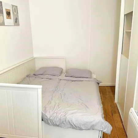 Magnifique Studio Bien Desservi