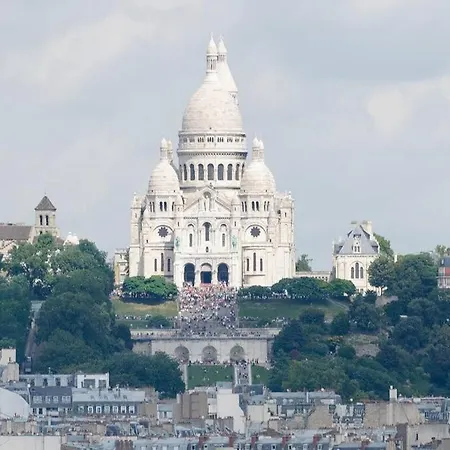 Magnifique Studio Bien Desservi